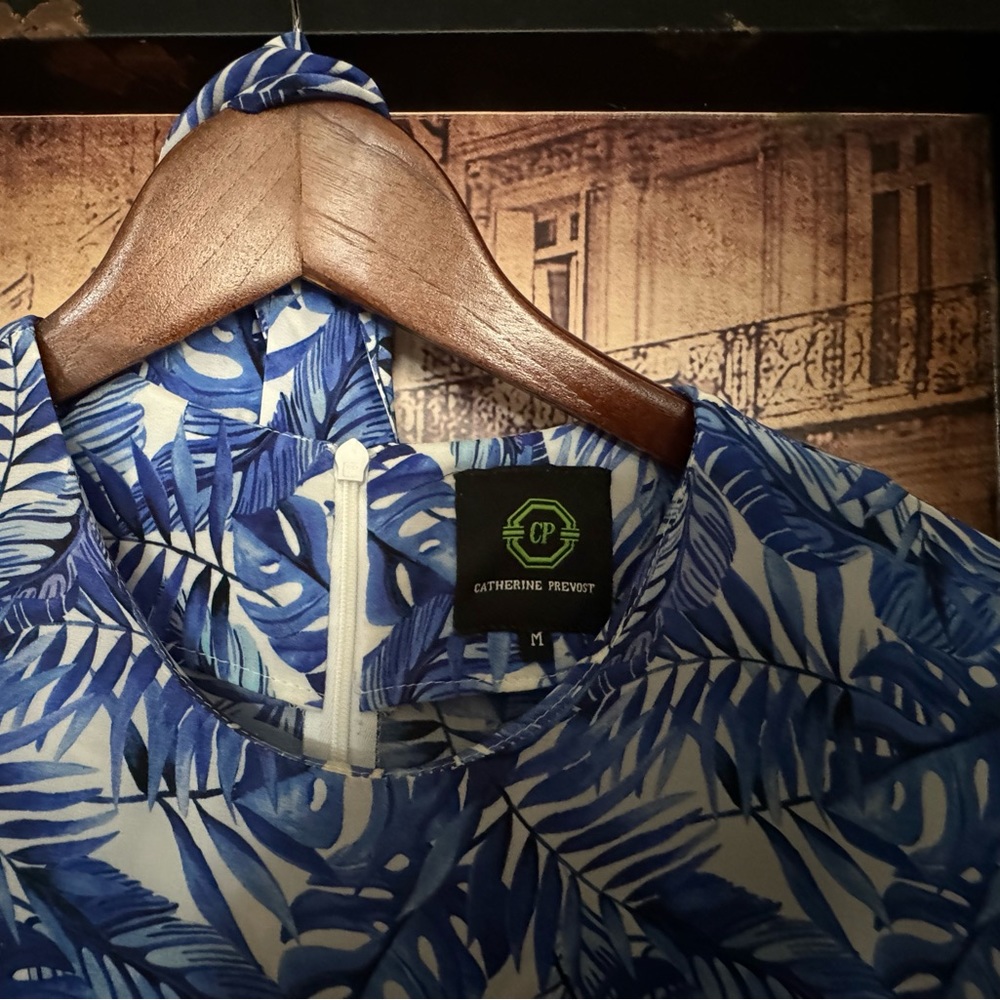 Catherine Prevost long sleeve long blue palm print dress size mediu
